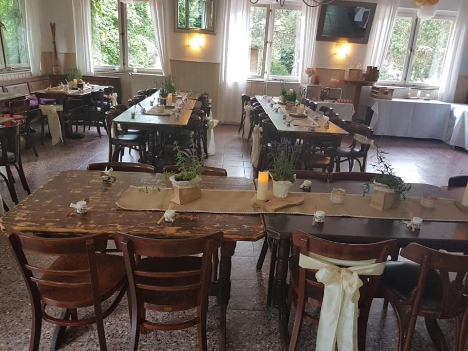 Bungalows Zur Alten Faehre Вердер Екстериор снимка